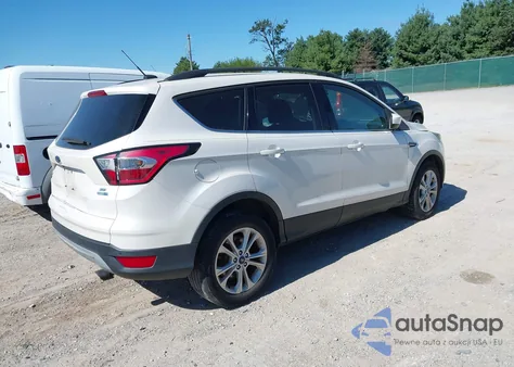 2017 Ford Escape Se z USA, uszkodzony, nr VIN 1FMCU9G9XHUD39780